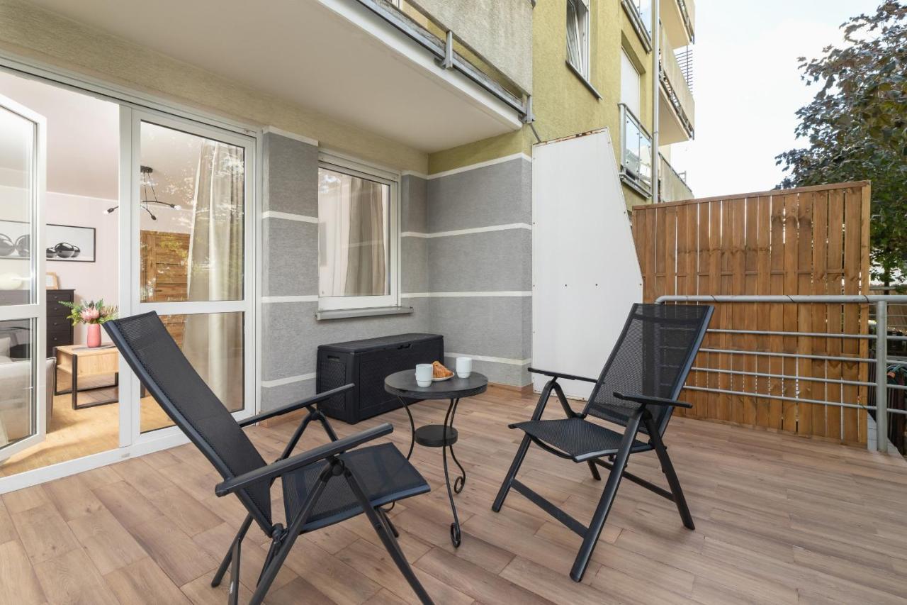 Pleasant Apartment With Terrace Cracow By Noclegi Renters Краков Экстерьер фото